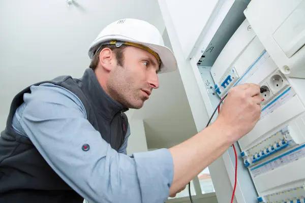Need Electrician Near Me Skilled Technicians Available Now