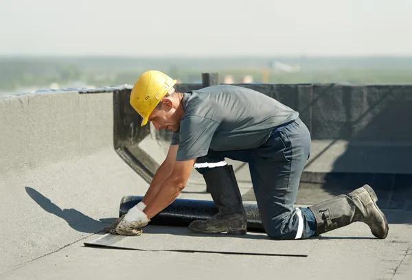 The Importance of Roofing Contractors in New Home Construction