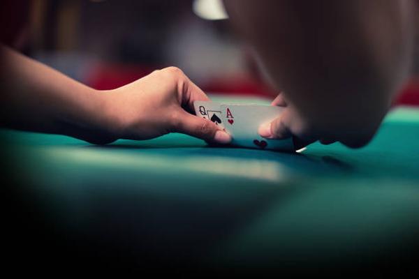 How Mobile Gaming Works Across online casinos Singapore