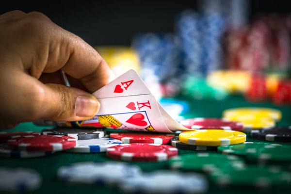 Find Entertaining Poker Formats at a Singapore online casino Platform for Enthusiasts