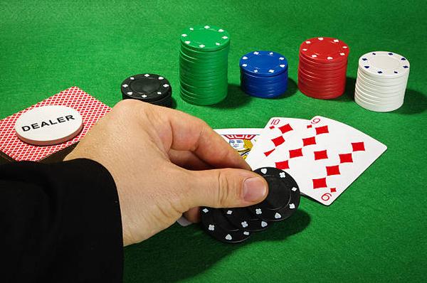 How Players Manage Balances on top online casinos